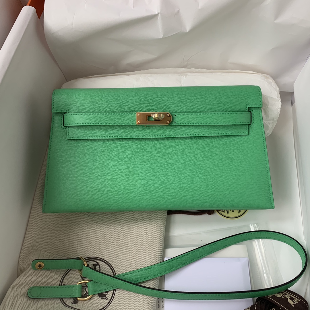 Hermes Kelly Elan Shoulder Bag in Green Epsom Leather